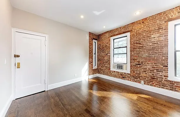 Rented by Douglas Elliman | media 17