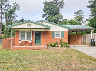2512 Penny Dr, Fayetteville, NC 28306