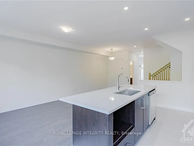 261 Elsie Macgill Walk — Photo 9
