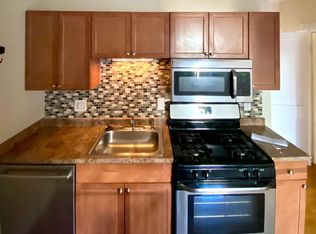 284 Chelsea St #1A, Boston, MA 02128