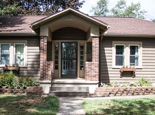 1621 Royce Ave, Kalamazoo, MI 49001