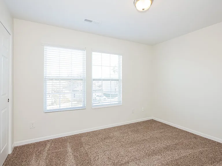 5437 Twin Brook Dr — Photo 12