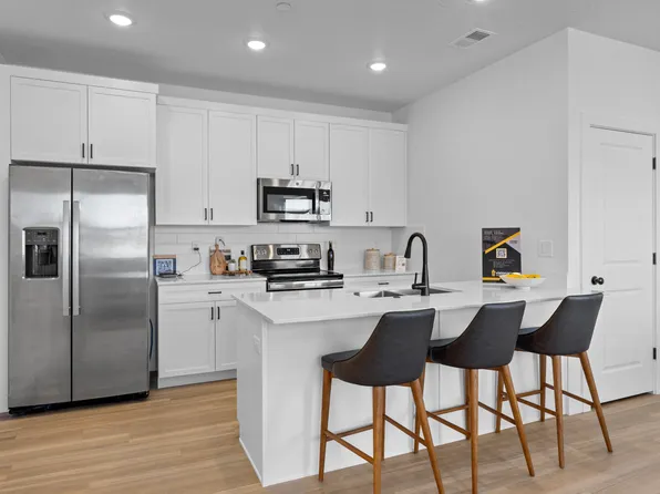 6051 Silver Birch Ln #5-101, Saint George, UT 84790