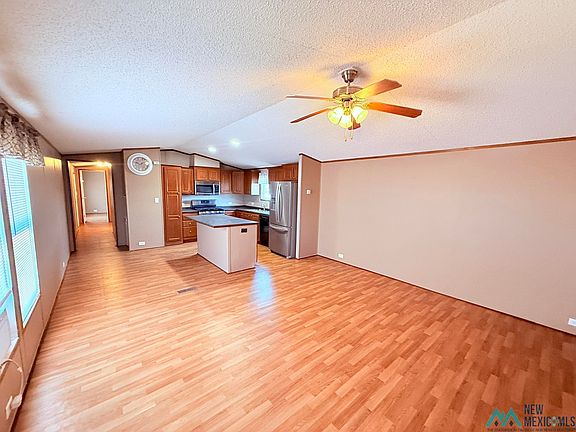 2nd image of 105 Hillcrest St