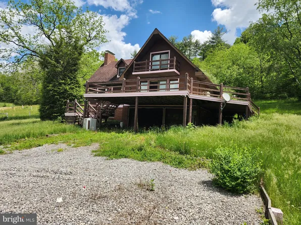 1422 Big Run Rd, Everett, PA 15537