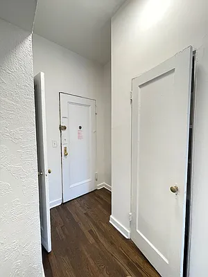 Rented by Best Apartments North Inc | media 22