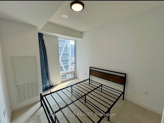 2nd image of 238 Simcoe St #1706