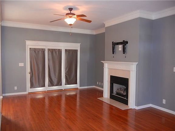 4th image of 632 Clydesdale Ct