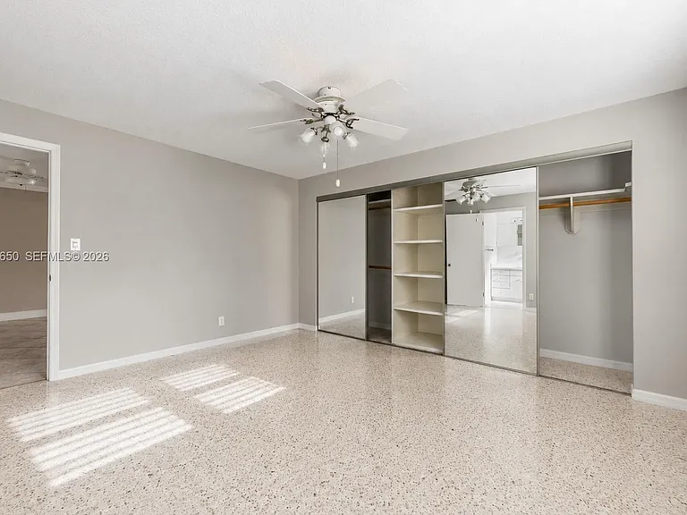 947 Lincoln St — Photo 12
