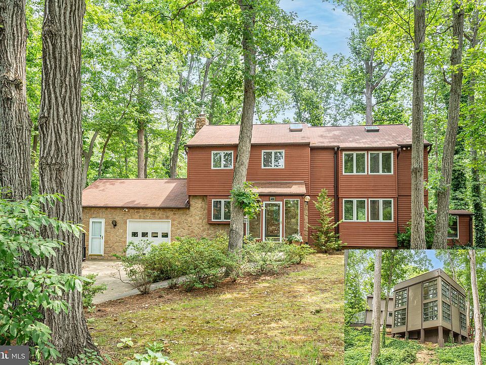 1st image of 409 Chamonix Dr