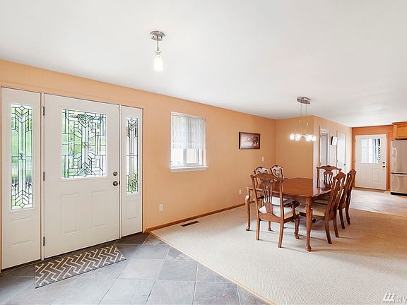 5th image of 952 135th Street Ct E
