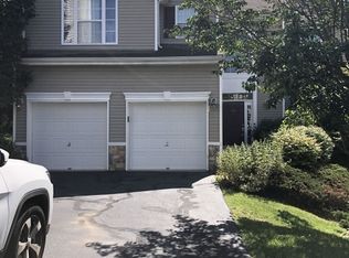 99 Winding Hill Dr, Hackettstown, NJ 07840