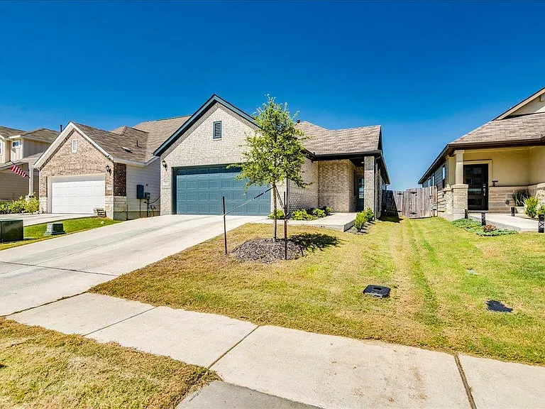802 Papaya Dr — Photo 26