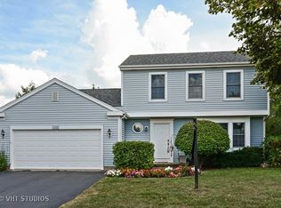 1000 Pembridge Rd, Lake Zurich, IL 60047