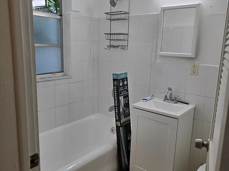 2401 Overbrook St #206 — Photo 8