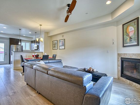 3rd image of 1240 Wren Ct #B