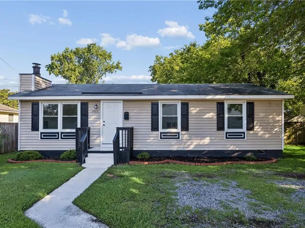 2403 Shell Rd, Hampton, VA 23661