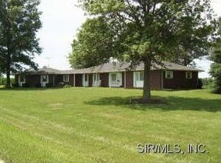 8721 S Prairie Rd, Evansville, IL 62242