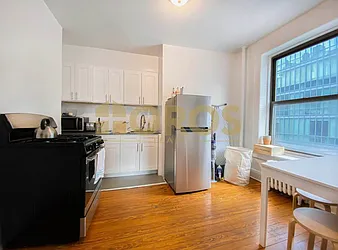 Rented by City Connections Realty