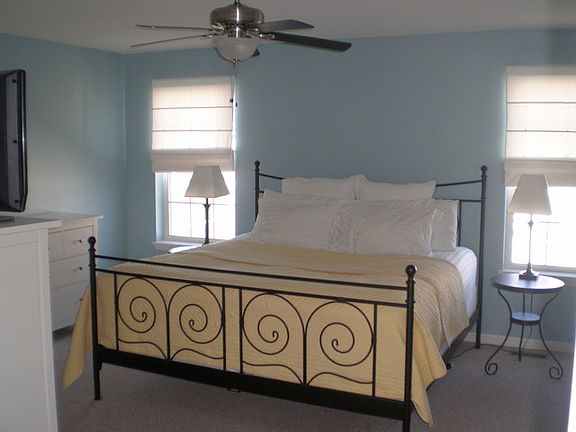 5th image of 1104 Luxembourg Ct