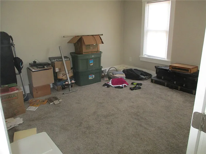 Thumbnail 11