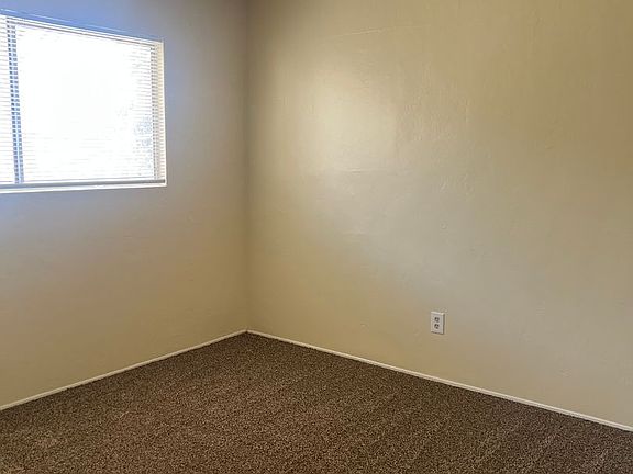 5th image of 1905 California Ave APT 18