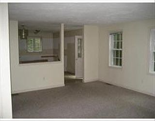 3rd image of 109 Union St