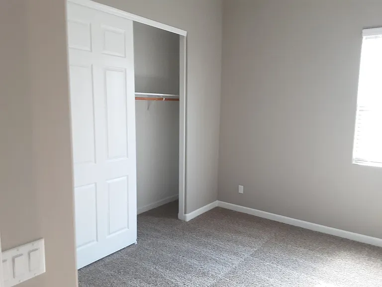 9350 W Lone Cougar Way — Photo 9
