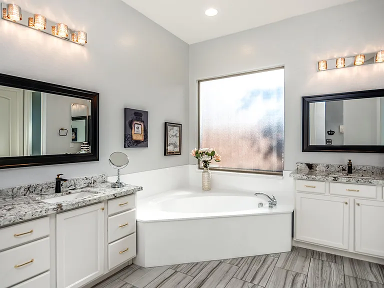 1230 E Canary Dr — Photo 26