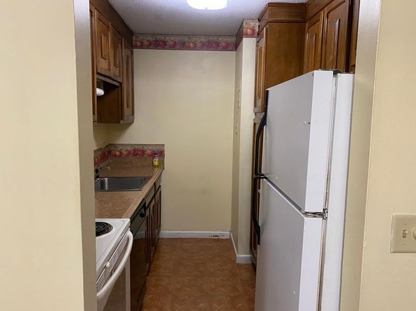 28 Thompson Rd #6C