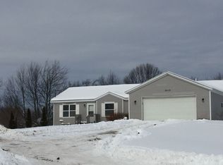 5413 Fifteen Mile Rd NE, Cedar Springs, MI 49319