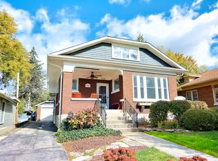 334 Orange St, Elgin, IL 60123