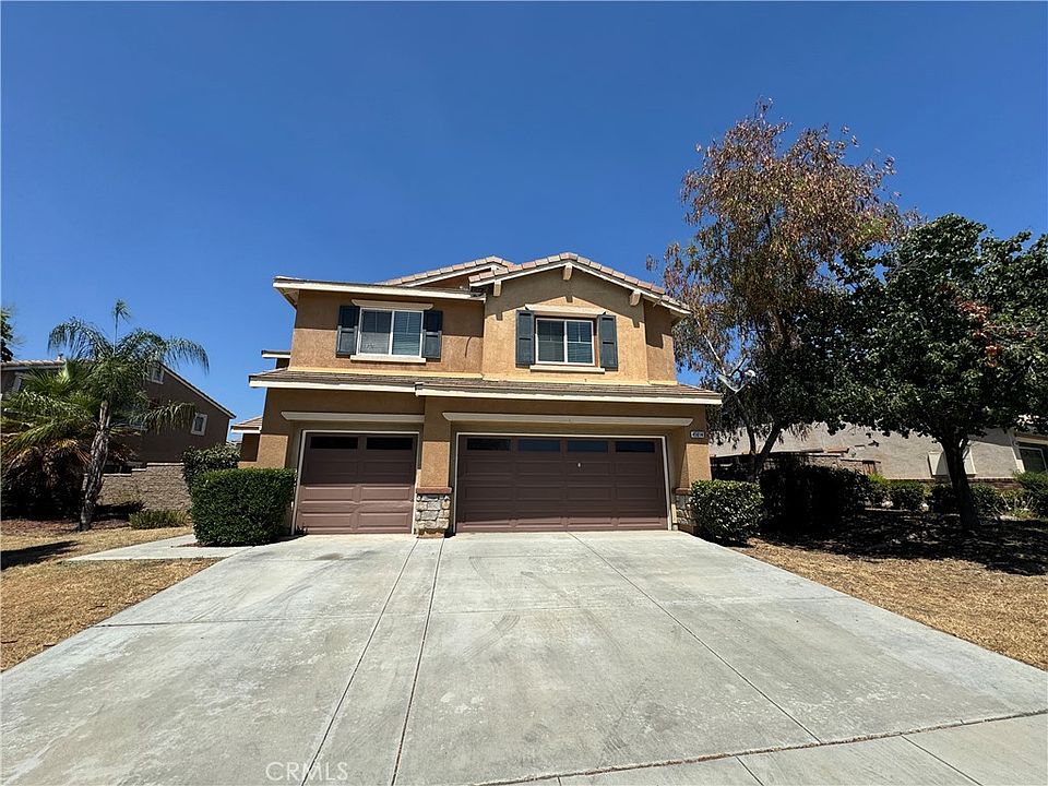 1st image of 45014 Sonia Dr