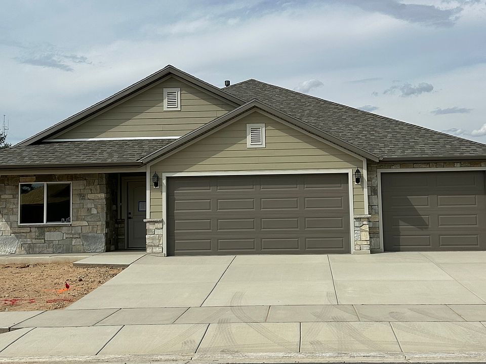 1st image of 2766 W 2495 S #204