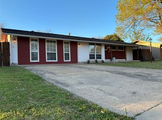 11317 Carissa Dr, Dallas, TX