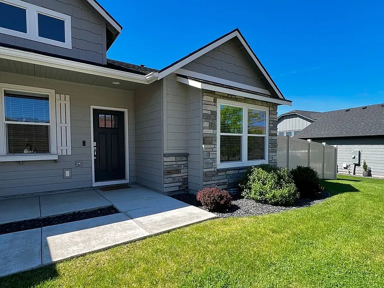 5406 Wildrye Loop — Photo 2