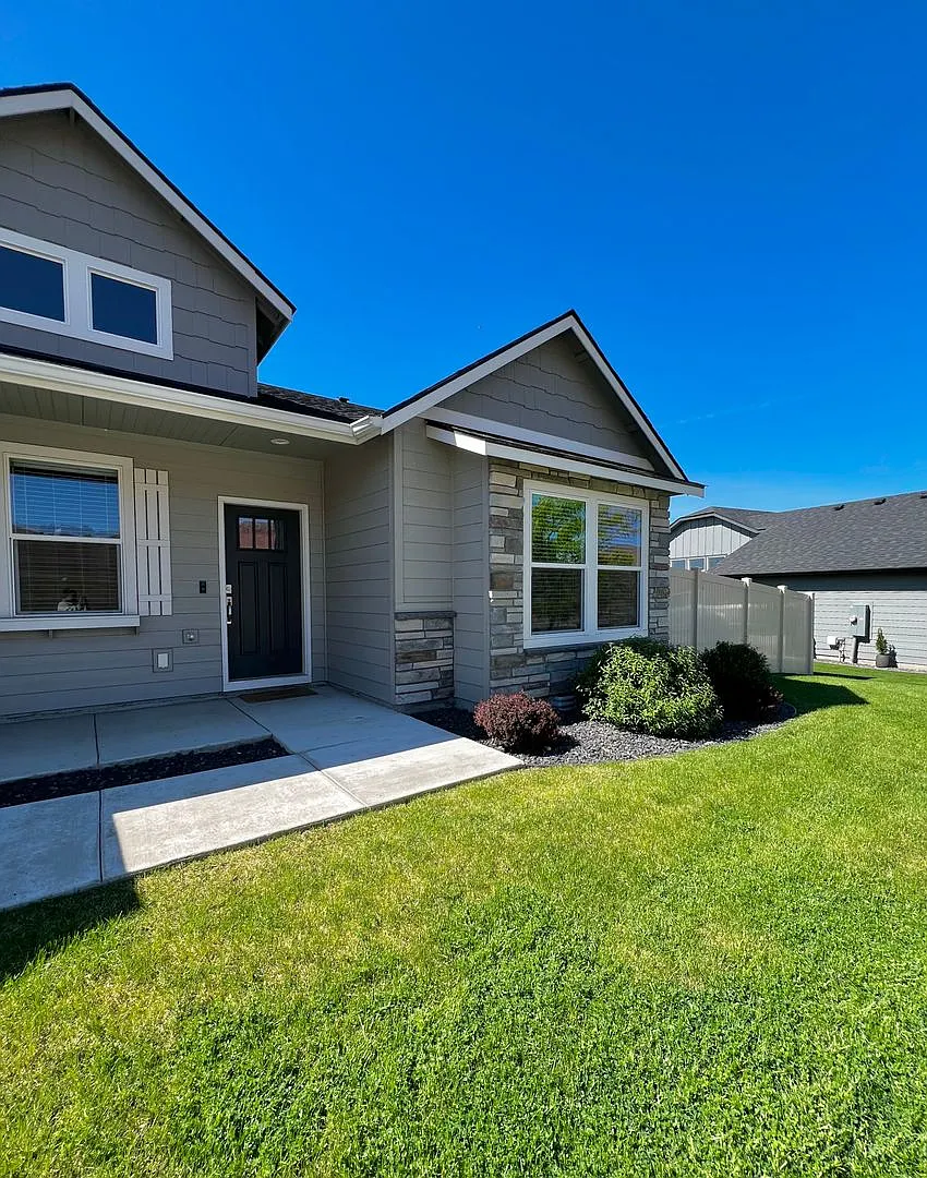 Building Photo - 5406 Wildrye Loop