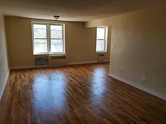 Rented by Mahzari Realty Inc