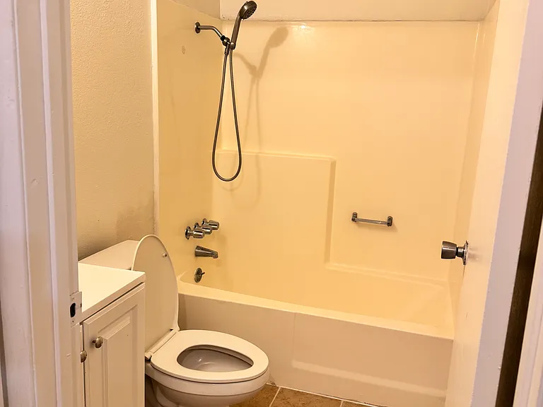 2548 Saint George St #0 — Photo 5