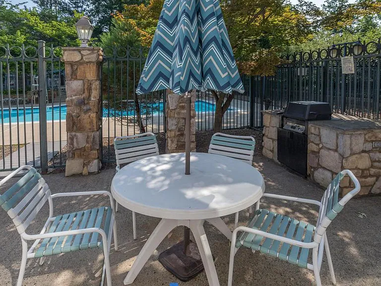 4400 Helmsford Ln #103 — Photo 3