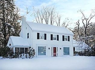 2 Beechwood Dr, Morristown, NJ 07960