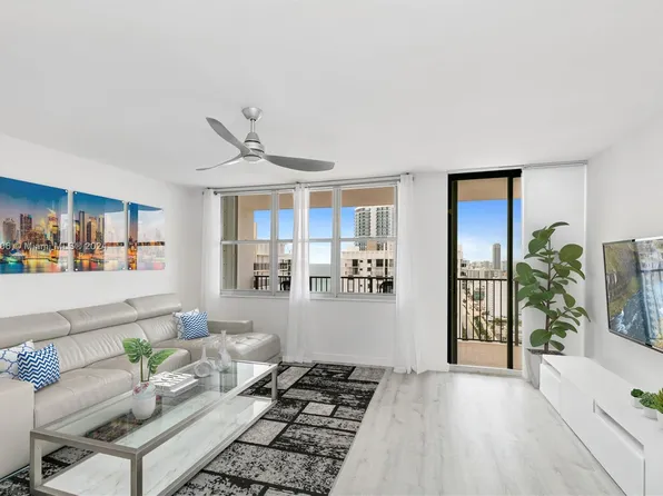 2101 S Ocean Dr #Penthouse 2807, Hollywood, FL 33019