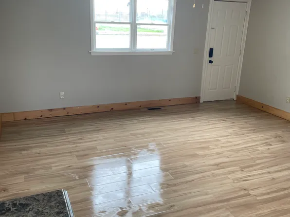 1425 W Perkins Ave, Sandusky, OH 44870