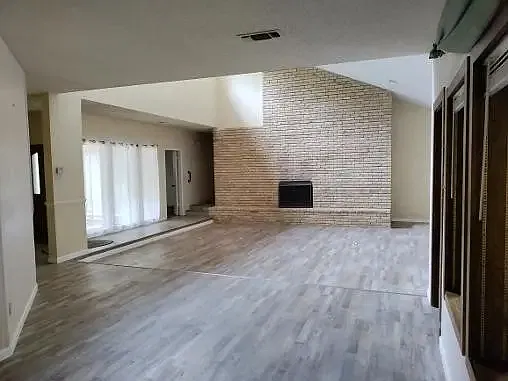 4 bed, 3746 sqft, $3,250 — Photo 2