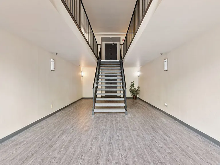 7900 Harwood Ave — Photo 6