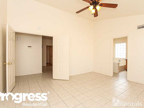 5th image of 9134 W Crocus Dr