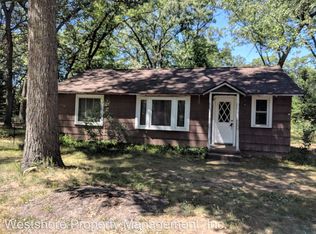 314 W Hawthorne Rd, Twin Lake, MI 49457