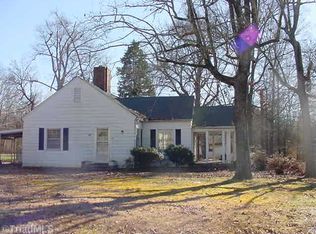 208 Center St, Cooleemee, NC 27014