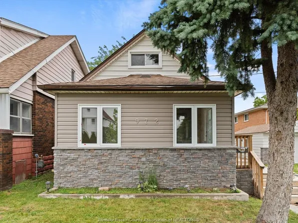 972 Wellington Ave, Windsor, ON N9A 5J8