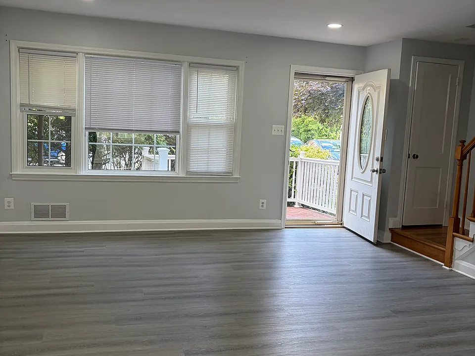 4 Winthrop Ct
